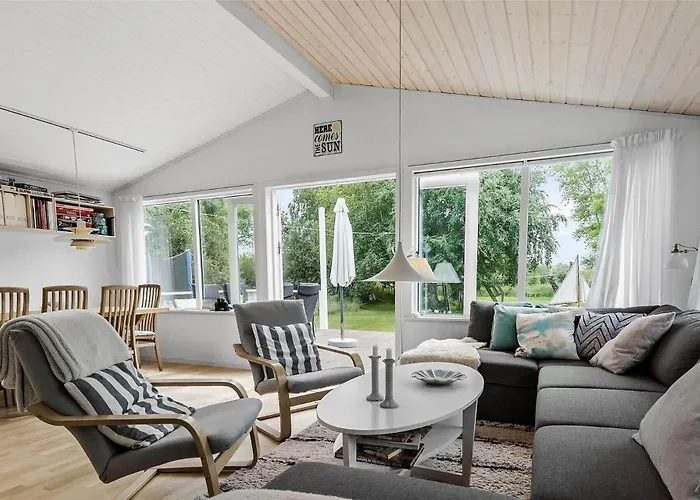 10093-nykobing-sj-enggardsvej-41 *